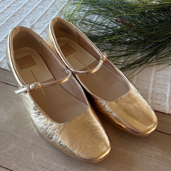 Dolce Vita Shoes - Dolce Vita Aileen Ballet Flat Mary Jane Shoes Metallic Leather Gold Women's 7.5
